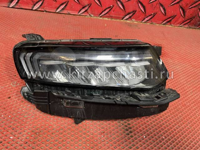 Фара головного света правая  Geely Tugella 7051040800